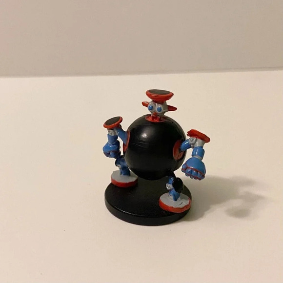1996 Yugioh Dungeon Dice Monsters Thunder Ball ST 02 Mini Figure 1 Inch Tall - Picture 1 of 11